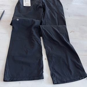 Lululemon lulu lemon Womens dog runner pants black nwt new tags size 4 leggings